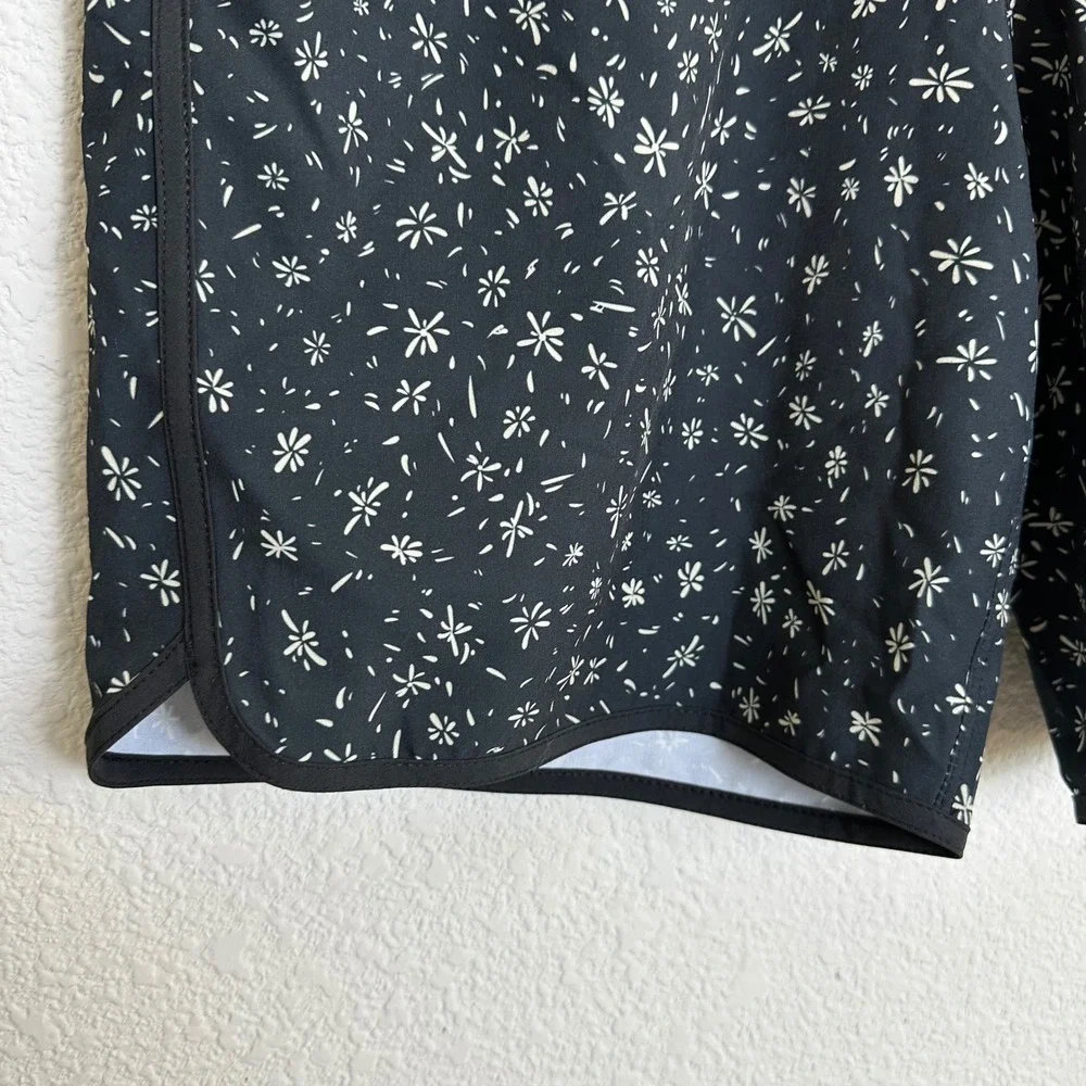 prAna Vintage Boardshort Mens 30 Black Above Floral Stretch Swim Trunks 1972761